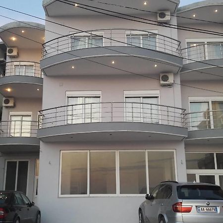 Apartments Villa Juvenito Sarandë 外观 照片